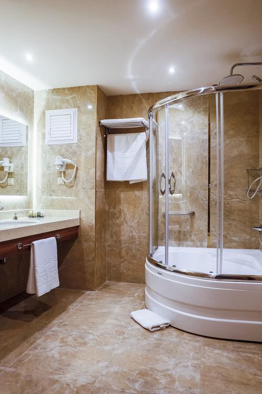 Готель Royal 4*
