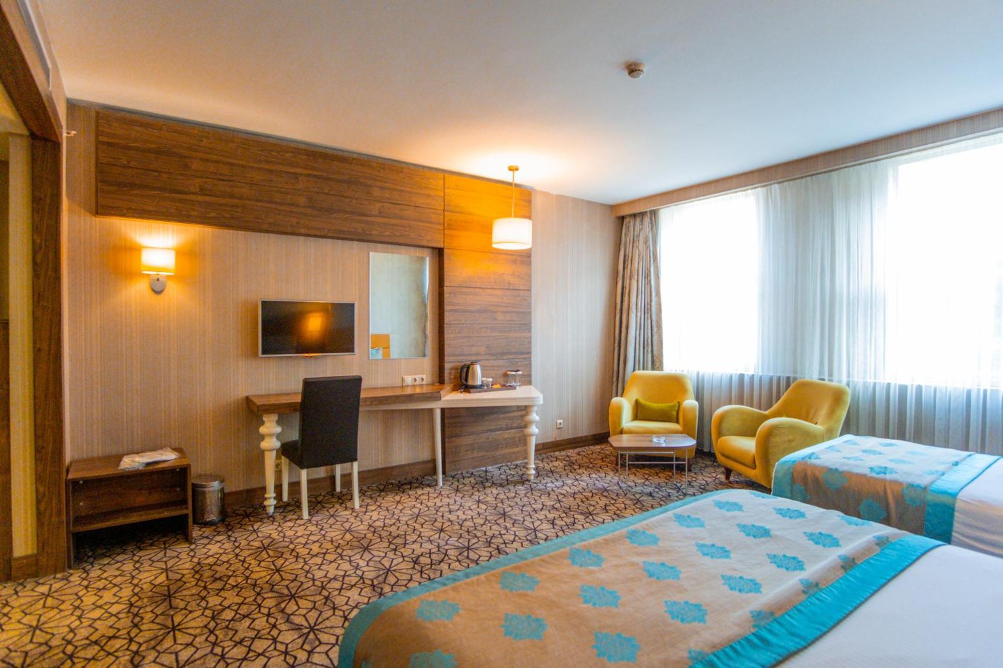 Royal Готель 4*